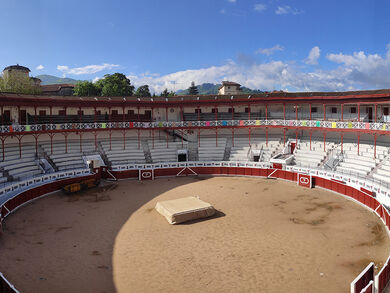 DPO INGENIEROS ARQUITECTOS REHABILITACIÓN PLAZA TOROS TOLOSA TENTIDO GRADERÍO AYUNTAMIENTO